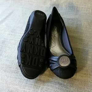 DKNY Flats